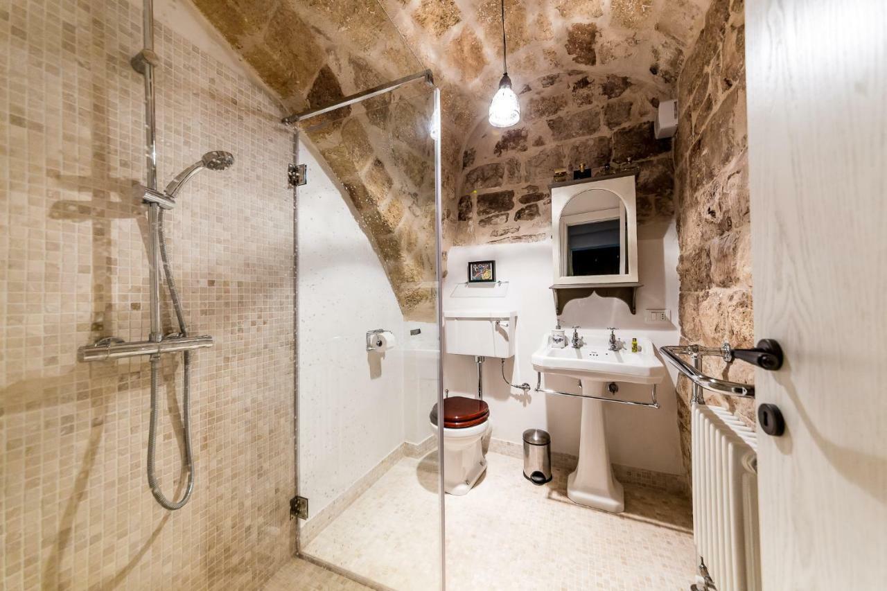 Itaca Home To Explorers In Polignano A Mare Exterior photo