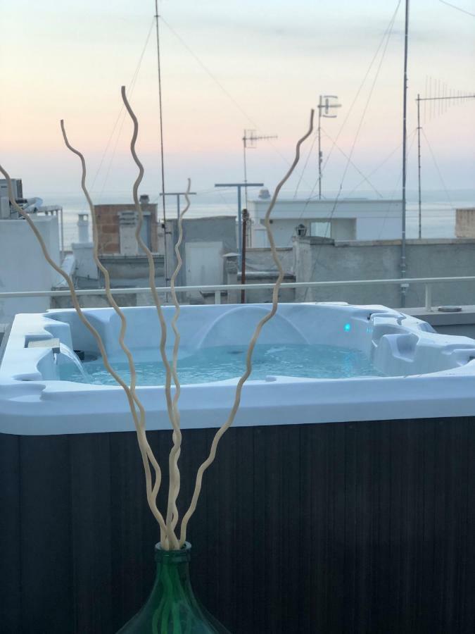 Itaca Home To Explorers In Polignano A Mare Exterior photo