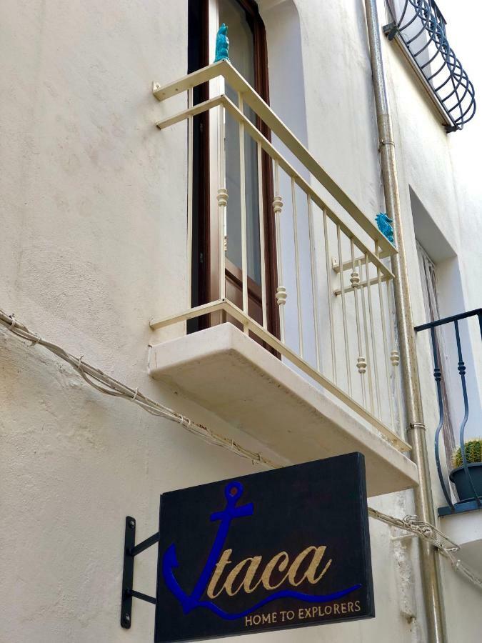 Itaca Home To Explorers In Polignano A Mare Exterior photo