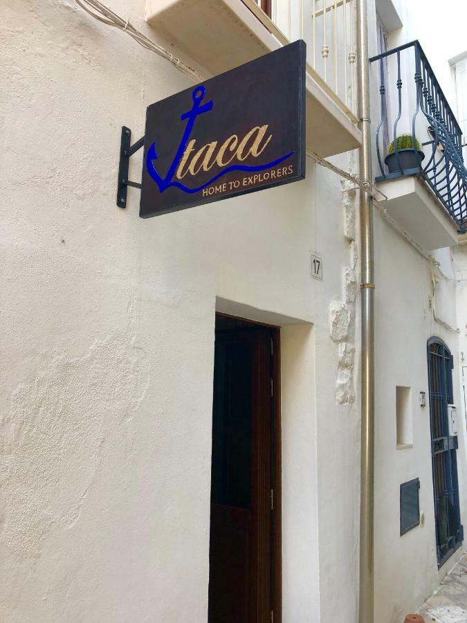 Itaca Home To Explorers In Polignano A Mare Exterior photo