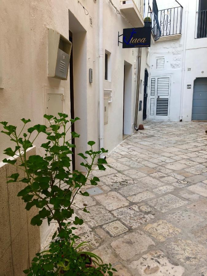 Itaca Home To Explorers In Polignano A Mare Exterior photo